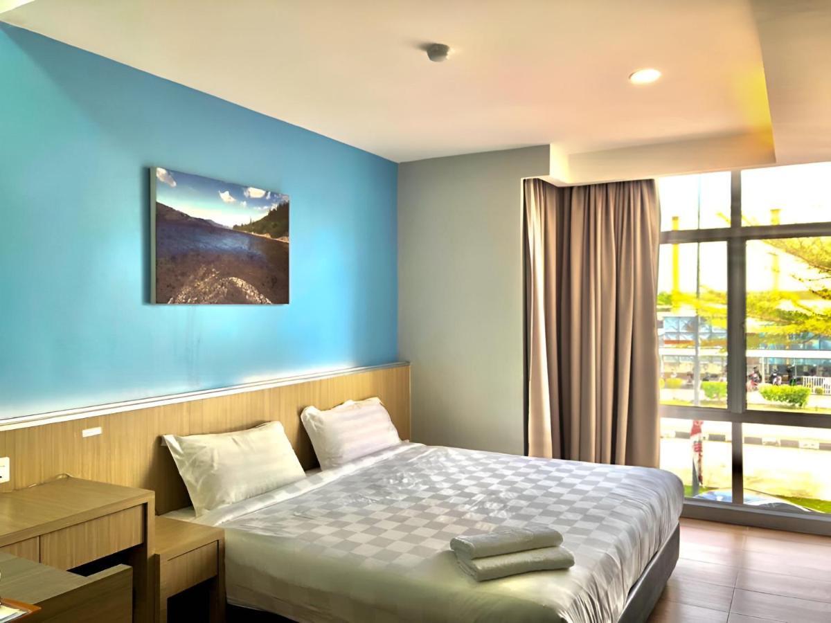 Double Happiness Hotel Sitiawan Ngoại thất bức ảnh
