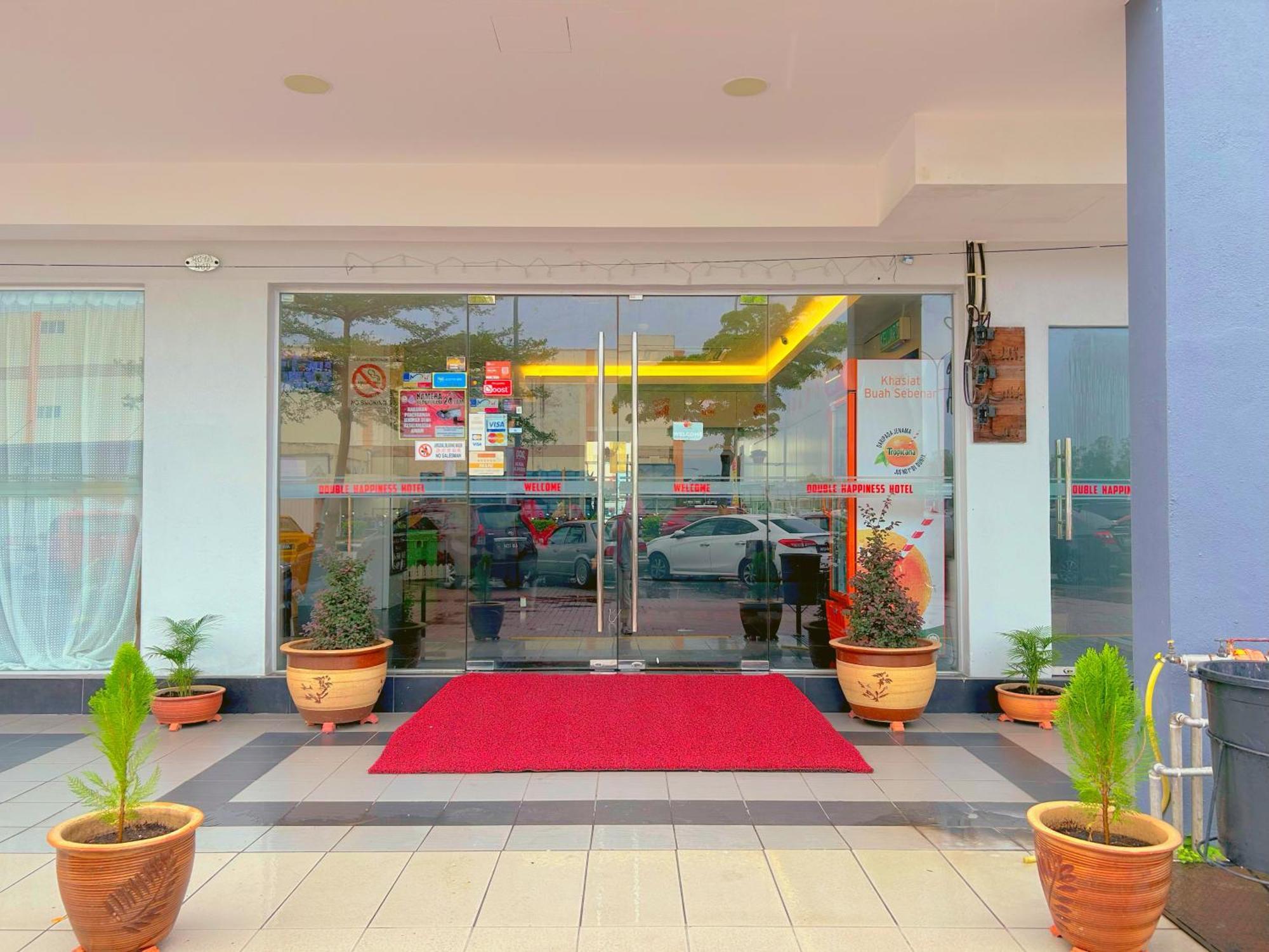 Double Happiness Hotel Sitiawan Ngoại thất bức ảnh